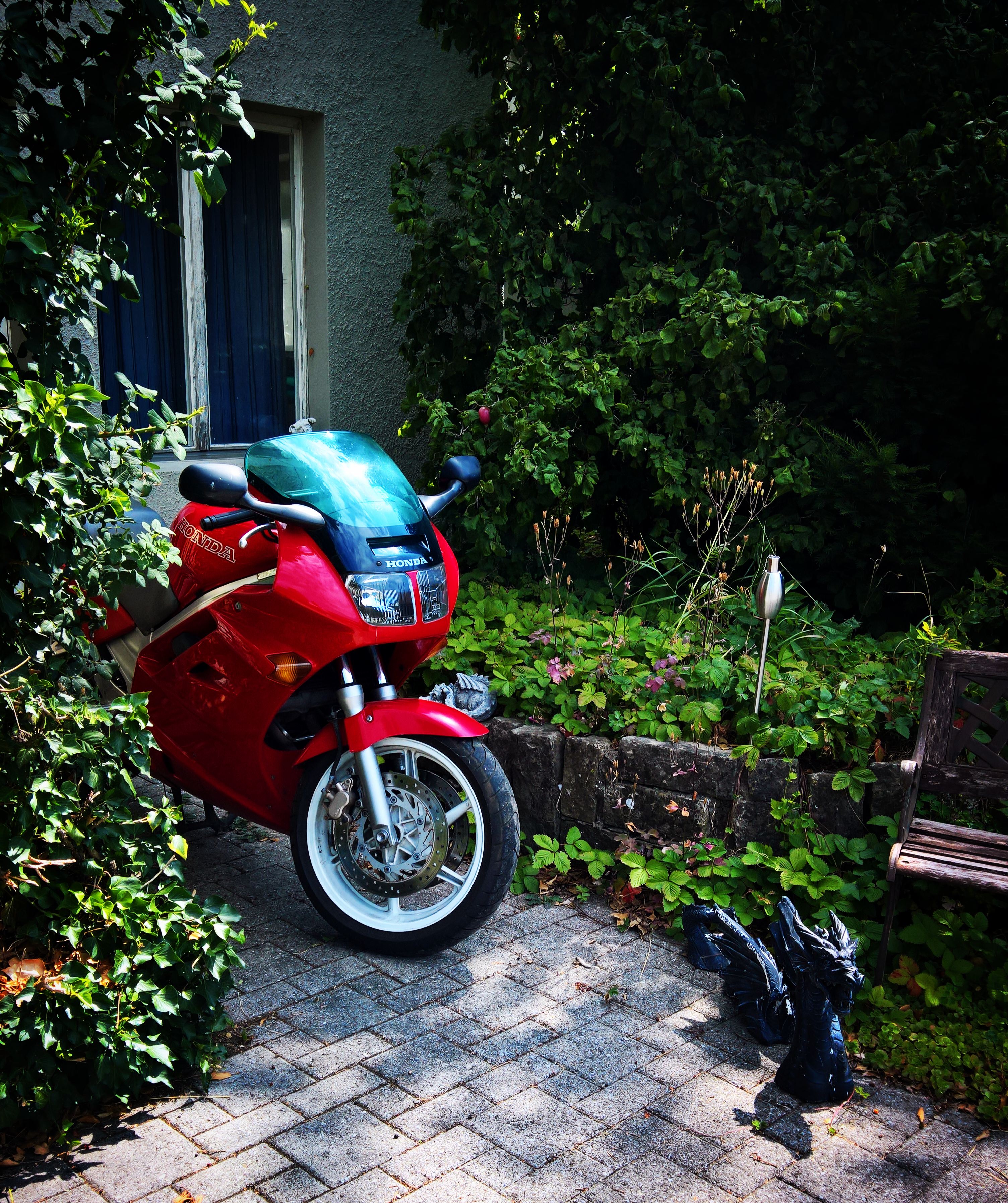 E0849DE1-CAAD-4A32-B2EA-FE06597760D2